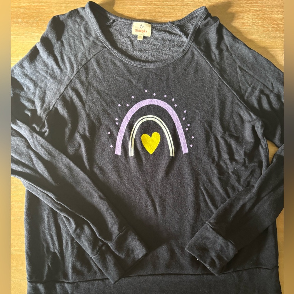 Sundry Anthro Rainbow Heart Graphic Crewneck Sweatshirt, Navy Blue, Size 0 (XS) - Picture 4 of 9